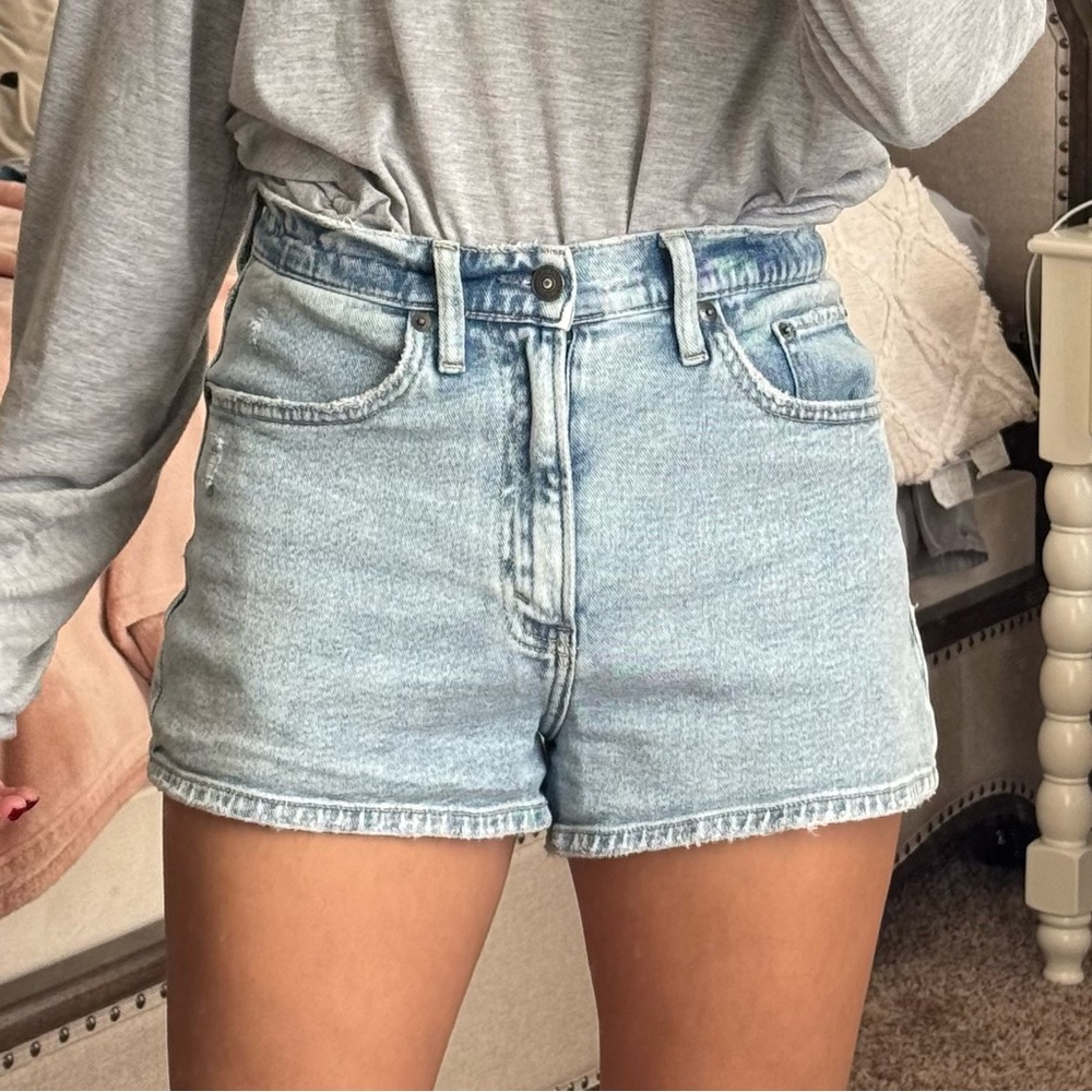 Abercrombie & Fitch High-Rise The Mom Blue Curve Love Jean Shorts